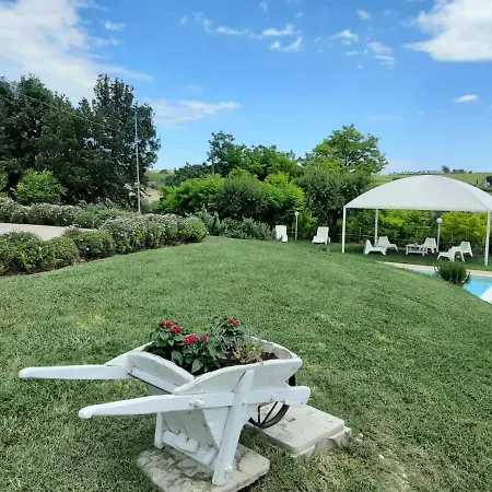 I Tre Laghi 14 Posti Letti 10 Posti Letti アパート