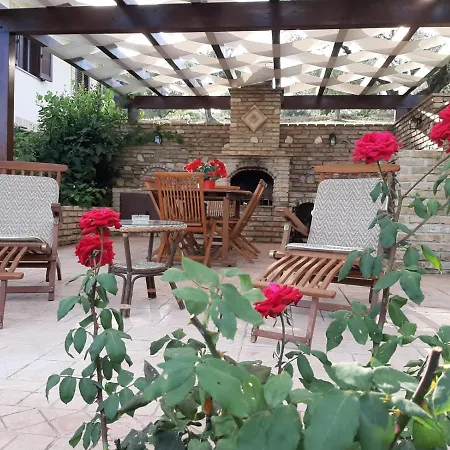 I Tre Laghi 14 Posti Letti 10 Posti Letti *