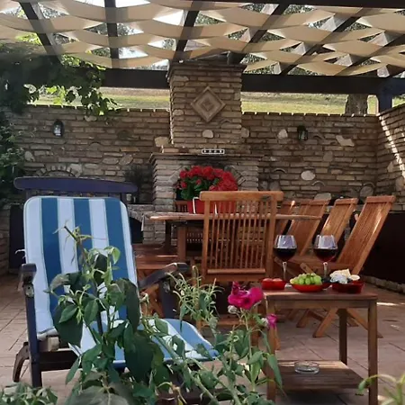 I Tre Laghi 14 Posti Letti 10 Posti Letti Lägenhet