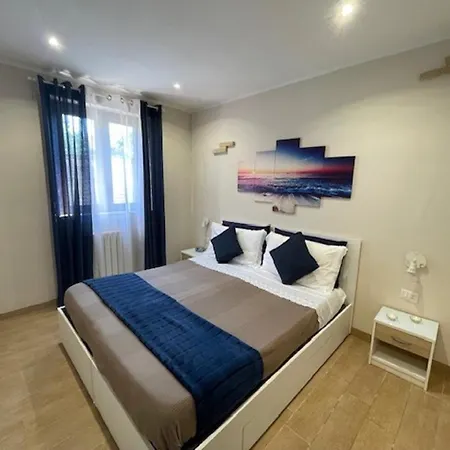 I Tre Laghi 14 Posti Letti 10 Posti Letti * Citta Sant'Angelo