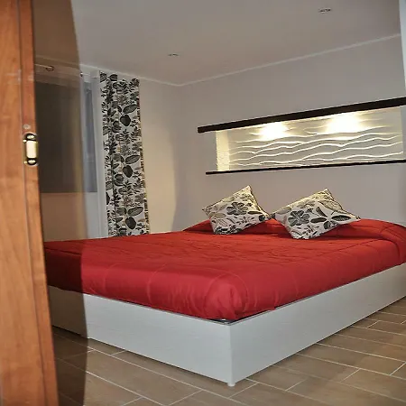 Appartement I Tre Laghi 14 Posti Letti 10 Posti Letti *