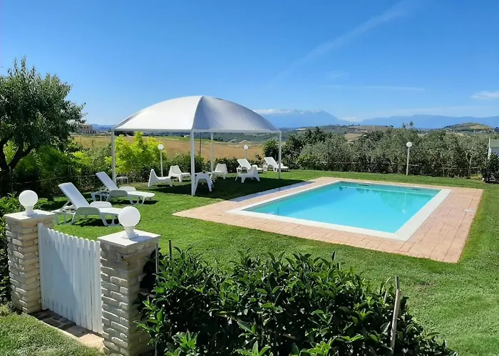 I Tre Laghi 14 Posti Letti 10 Posti Letti *