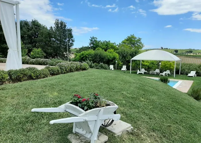 I Tre Laghi 14 Posti Letti 10 Posti Letti Lägenhet