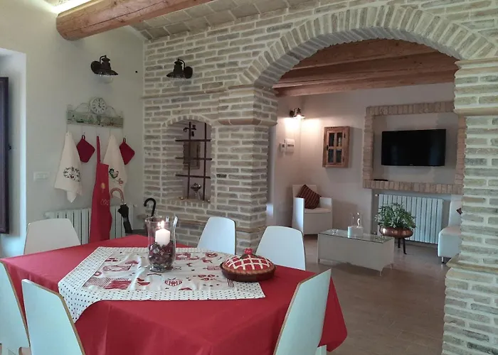 I Tre Laghi 14 Posti Letti 10 Posti Letti *