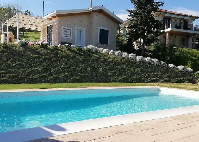 I Tre Laghi 14 Posti Letti 10 Posti Letti * Citta Sant'Angelo